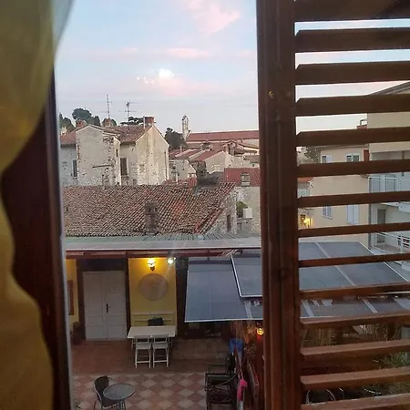 Hostel Riva Pula