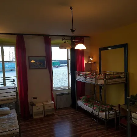 Hostel Riva *
