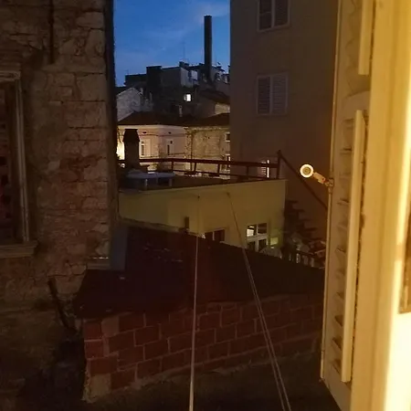 Hostel Riva Pula