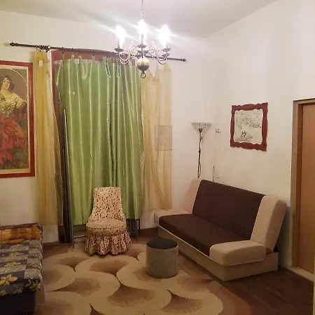 Hostel Riva Pula